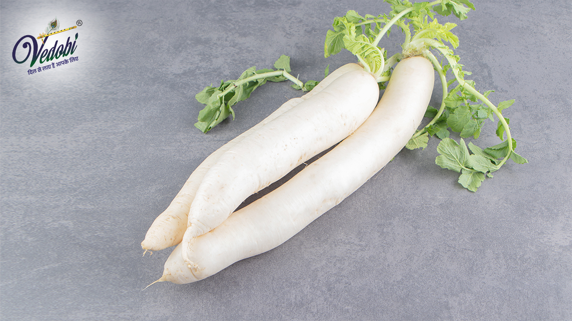Radish (Mooli): Benefits, Uses and Side effects