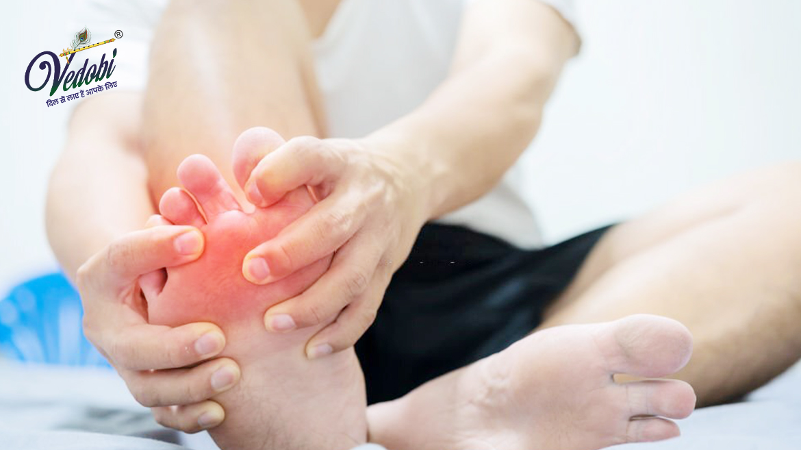 गाउट (वातरक्त) क्या है? जानें, इसके लक्षण, कारण और घरेलू उपाय