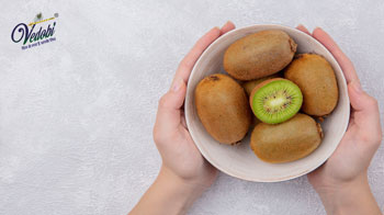 10 Amazing Health Benefits and Side Effects of Kiwi