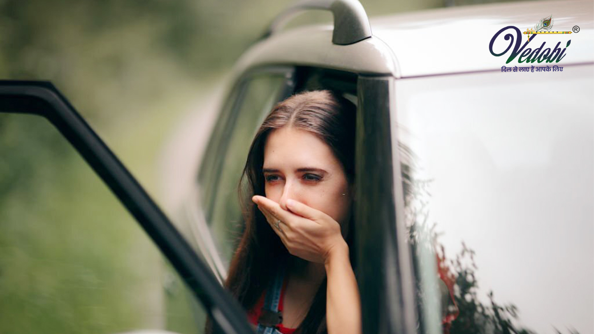 मोशन सिकनेस के कारण, लक्षण और घरेलू उपचार